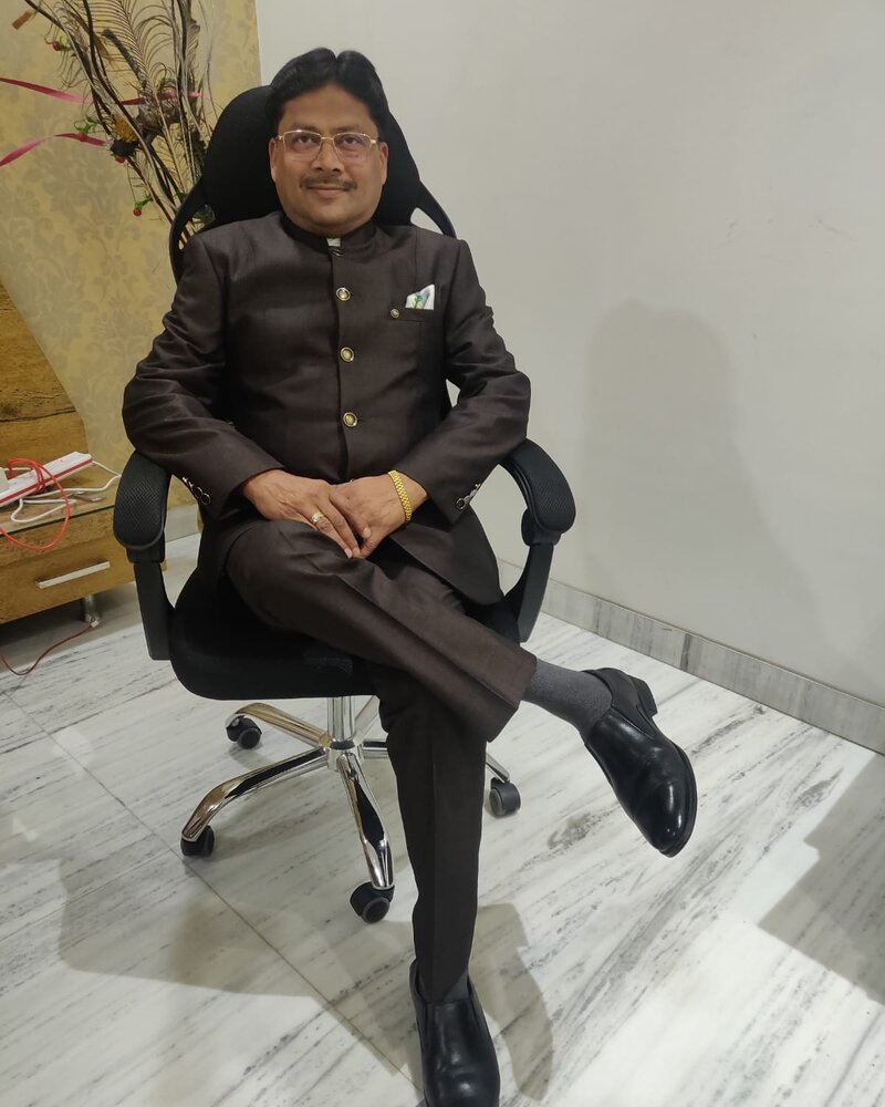 Shri Umesh Kumar Agarwal